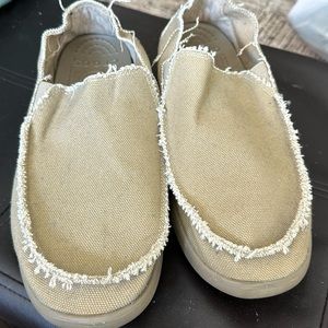 Crocs men’s shoes size 13